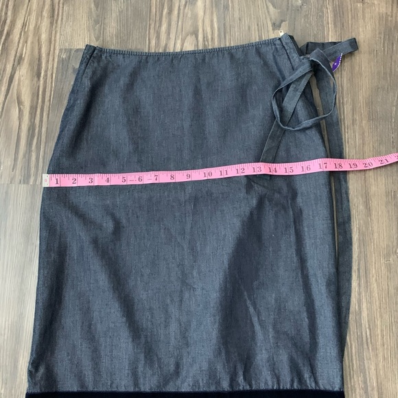 Miu Miu Denim / Jean Skirt with Velvet Trim - Picture 6 of 8